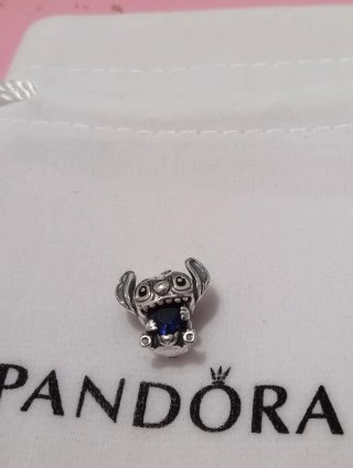 Charm Pandora Stitch Corazón Azul