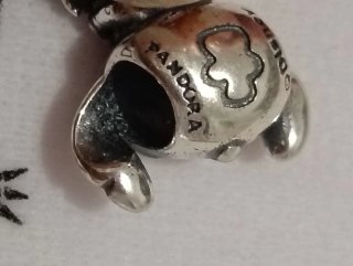 Charm Pandora Stitch Corazón Azul