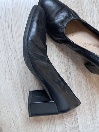 Zapatos de tacón Clarks negros talla 37