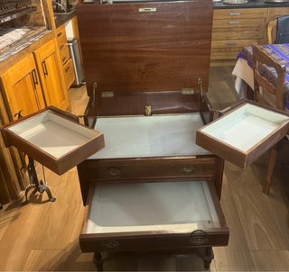 Mueble joyero antiguo madera