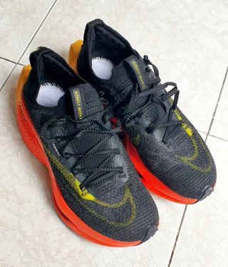 Nike Zoom 39.5 Negro Naranja