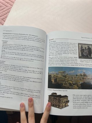 Hola, buenos días, vendo libros de 1ro de bachi