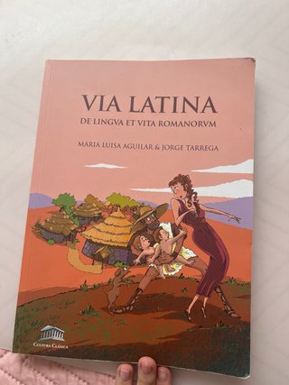 Hola, buenos días, vendo libros de 1ro de bachi