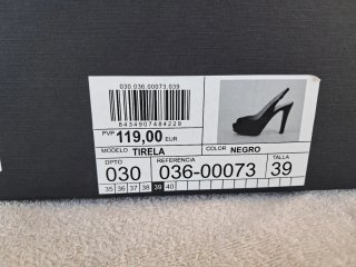 Zapatos de tacón LODI negros de terciopelo
