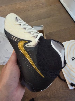 Nike Phantom Luna II Elite Talla 39 a estrenar.
