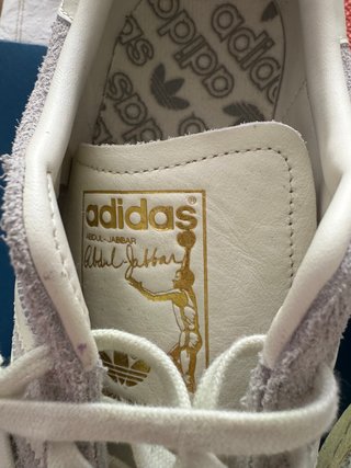 Zapatillas Adidas Low Jabbar Talla 44 2/3