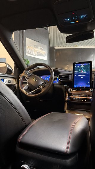 Ford Explorer 2024