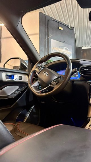 Ford Explorer 2024
