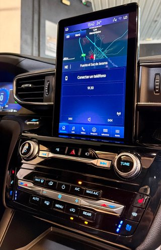 Ford Explorer 2024