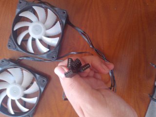 2 Ventiladores MSI RGB de 12 cm