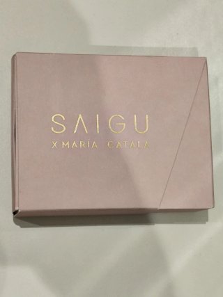 Iluminador en polvo Saigu x María Catalá