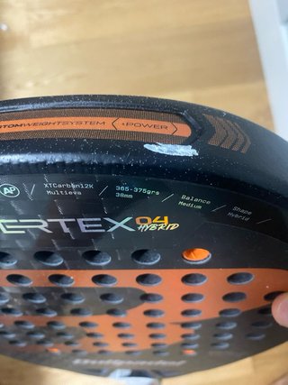 Pala Bullpadel Vertex 04 Hybrid