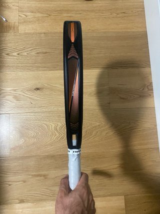 Pala Bullpadel Vertex 04 Hybrid