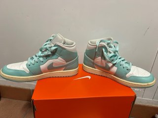 Nike Court Borough Low 2 Talla 37.5