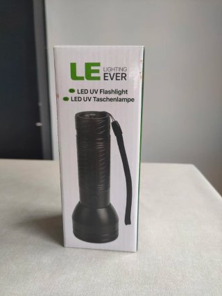 Linterna UV LED Negra