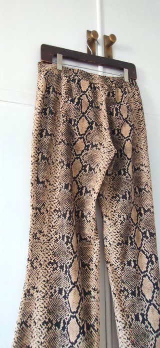 Pantalón Zara Estampado Serpiente