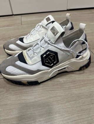 Zapatillas Philipp Plein grises y blancas