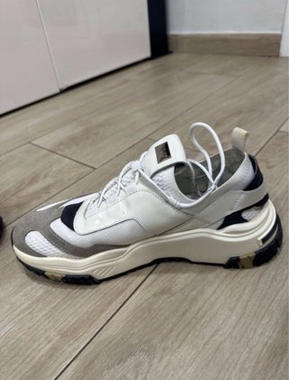 Zapatillas Philipp Plein grises y blancas