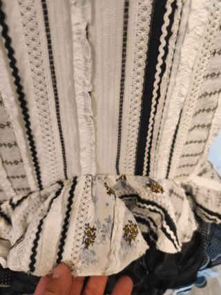 Traje de flamenca hecho a mano Talla M