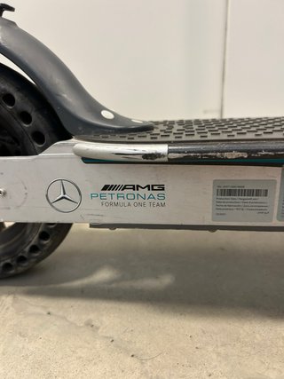 Xiaomi Mi Electric Scooter Pro 2 Mercedes-AMG