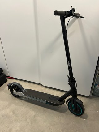 Xiaomi Mi Electric Scooter Pro 2 Mercedes-AMG