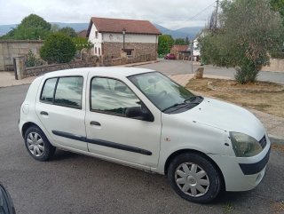 Renault Clio 2004