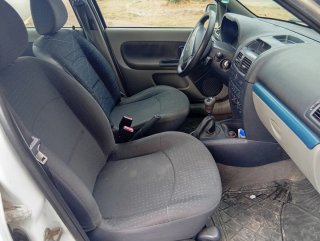 Renault Clio 2004