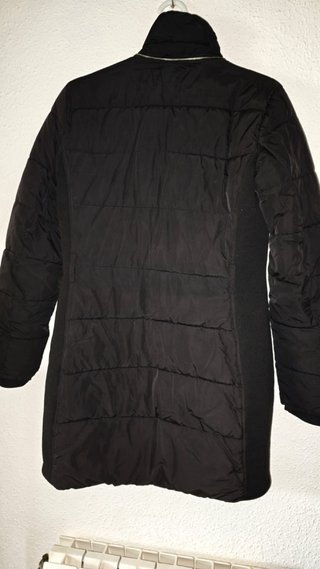 Chaqueta Desigual negra con diseño interior