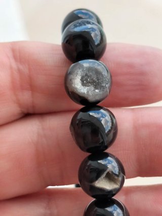 Pulsera Geodas Ágata Negra Natural