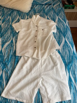 Conjunto Verano Camisa y Pantalón Corto.