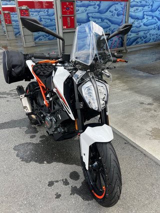 KTM Duke 125 2019 - 10.000 km + Accesorios