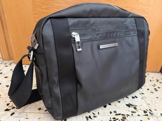 Bolso bandolera Tommy Hilfiger negro/gris