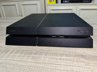 Ps4 de 1TB en perfecto estado + Mando original