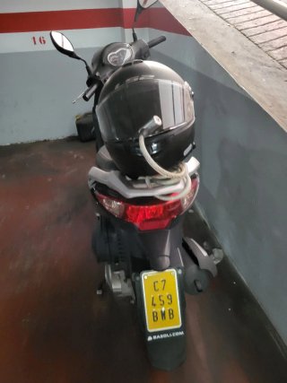 Ciclomotor Scooter Negro