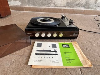 Tocadiscos Bettor EF-141