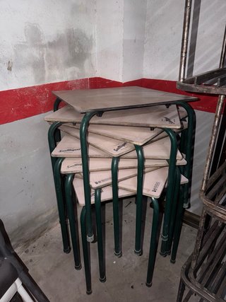 Mesas Terraza Plástico Jardín a 6€ cada una