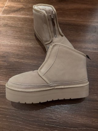 Botines plataforma pelo beige