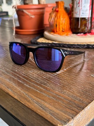Oakley Ojector negras con lentes Prizm Moradas