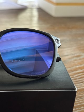 Oakley Ojector negras con lentes Prizm Moradas