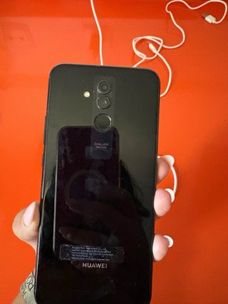 Huawei Mate 20 Lite.64 gb.pantalla rota,funciona