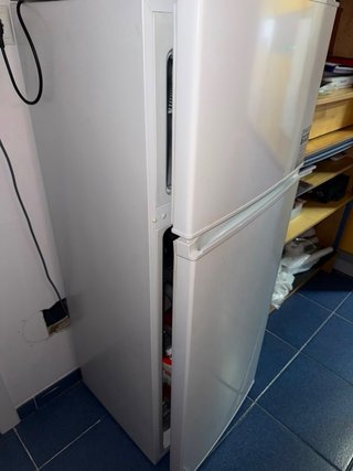 Nevera Candy Frigorífico + Congelador