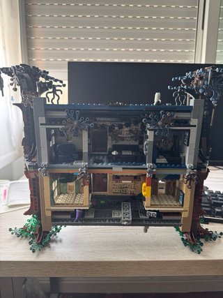 LEGO Stranger Things Casa del Revés