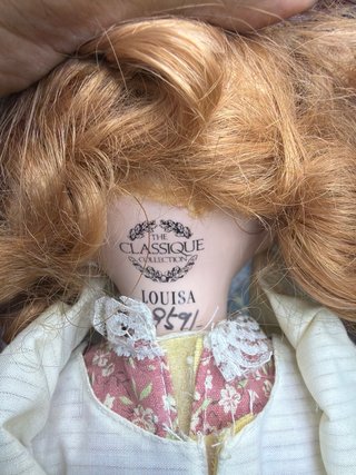 Muñeca Porcelana The Classique Collection