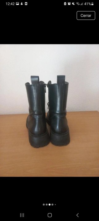 Botas militares negras