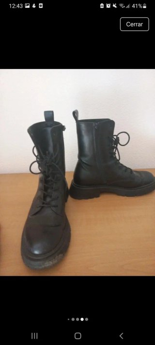 Botas militares negras