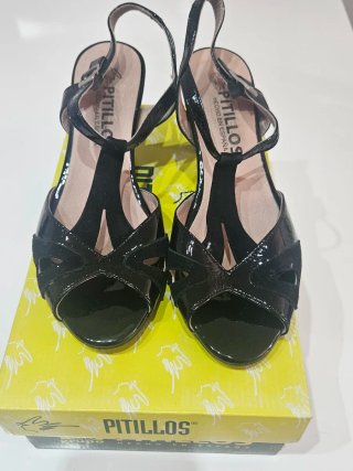 Zapatos de tacón Pitillos negros