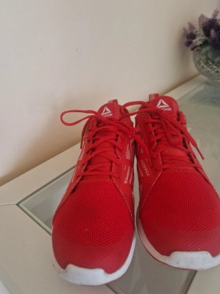 Reebok deportivas rojas talla 40.5