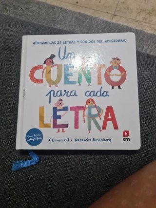 Libro "un cuento para cada letra"