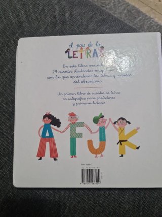 Libro "un cuento para cada letra"