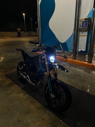 Rieju MRT Pro 49cc Supermoto Negra/Azul